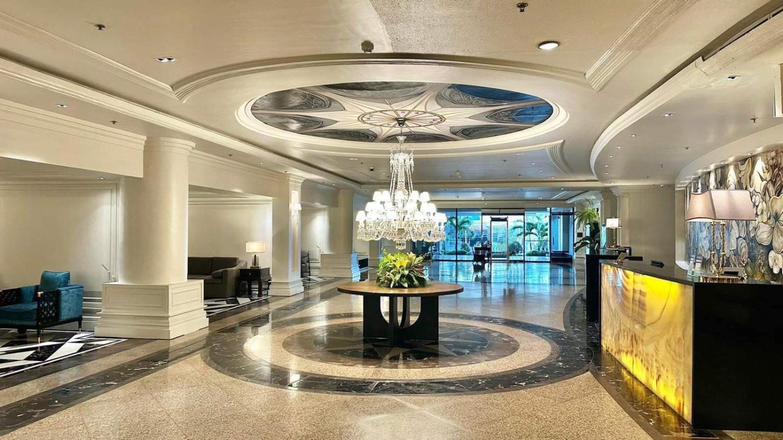 Grand Regal Hotel Davao Exterior foto